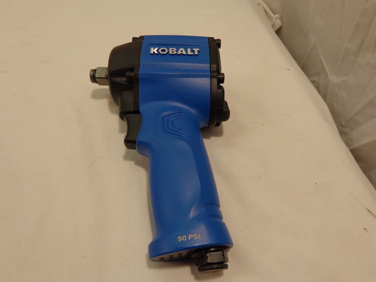 Kobalt Pneumatic 1/2" Compact Impact Wrench ( New) Model # Sgy-air185