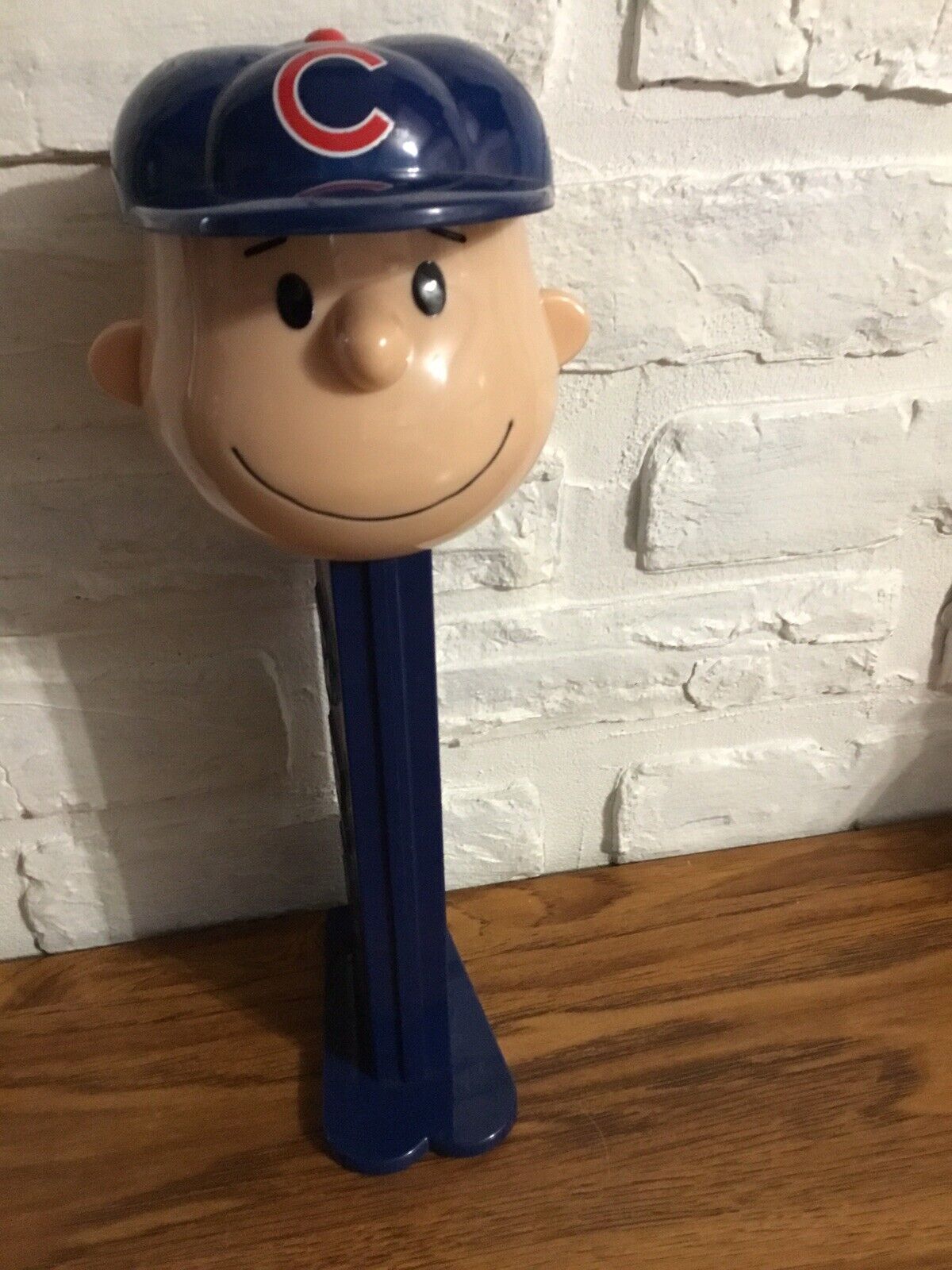 Chicago Cubs Charlie Brown Large 11-1/2” Per Dispenser Plays “take Me Out”